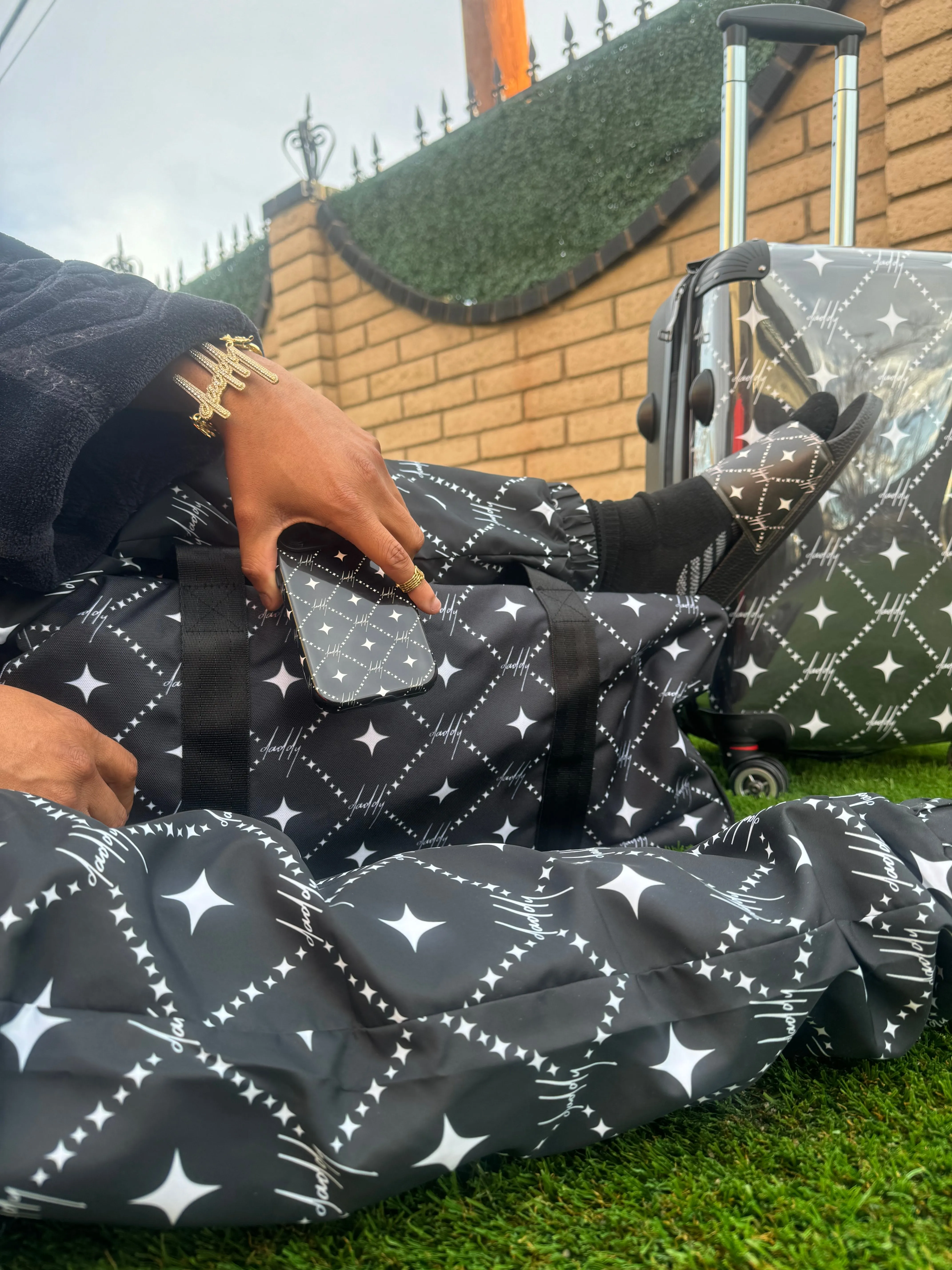 DUFFLE BAG